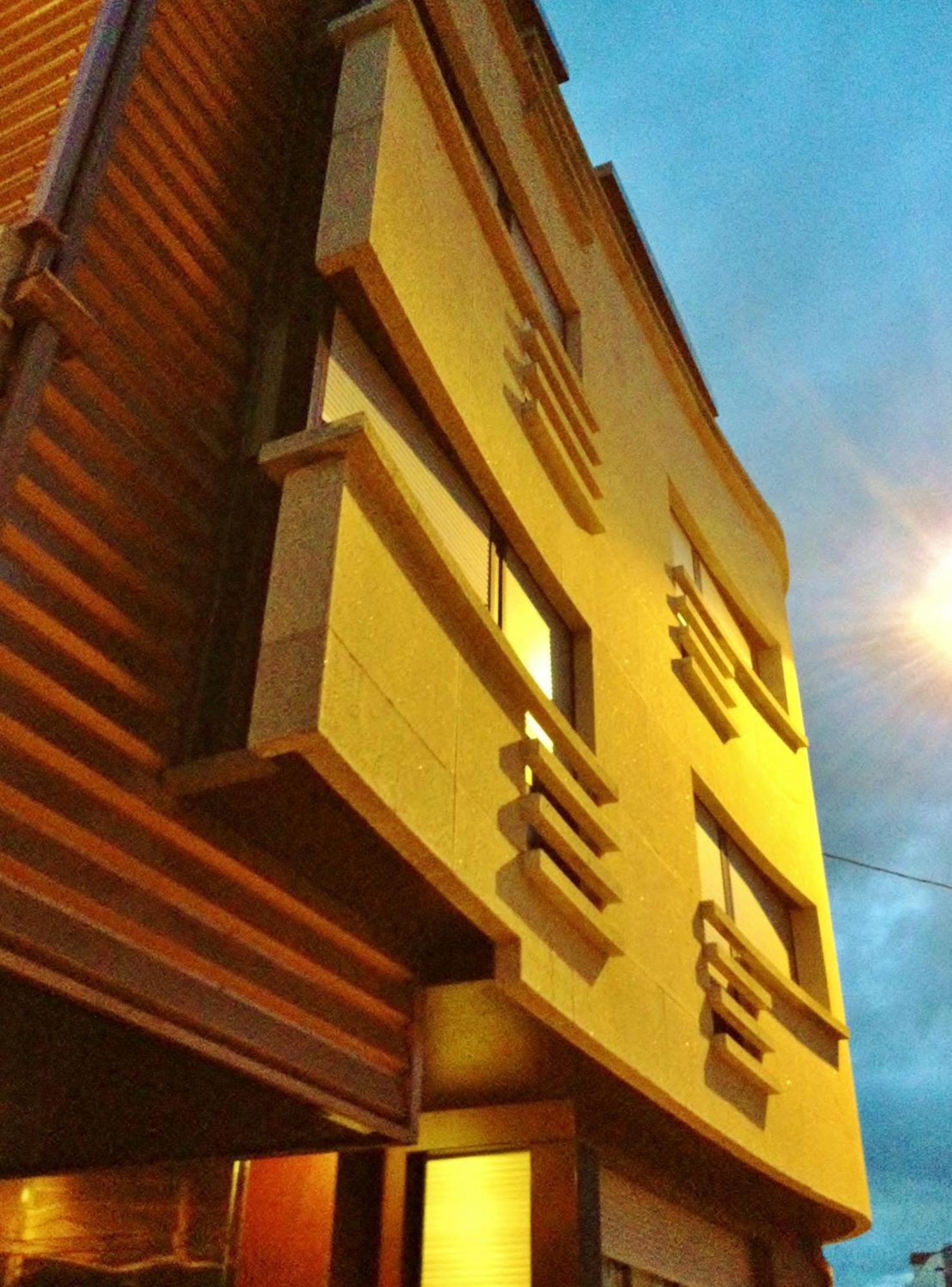 Apartamentos Puerto Basella Вильянуэва-де-Ароса Экстерьер фото