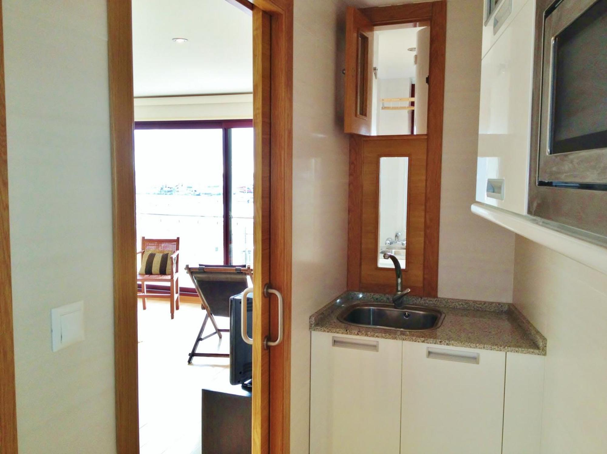 Apartamentos Puerto Basella Вильянуэва-де-Ароса Экстерьер фото