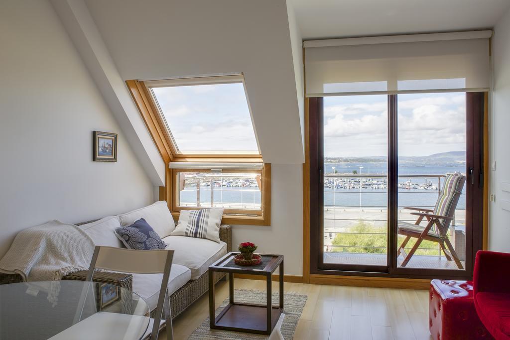 Apartamentos Puerto Basella Вильянуэва-де-Ароса Экстерьер фото
