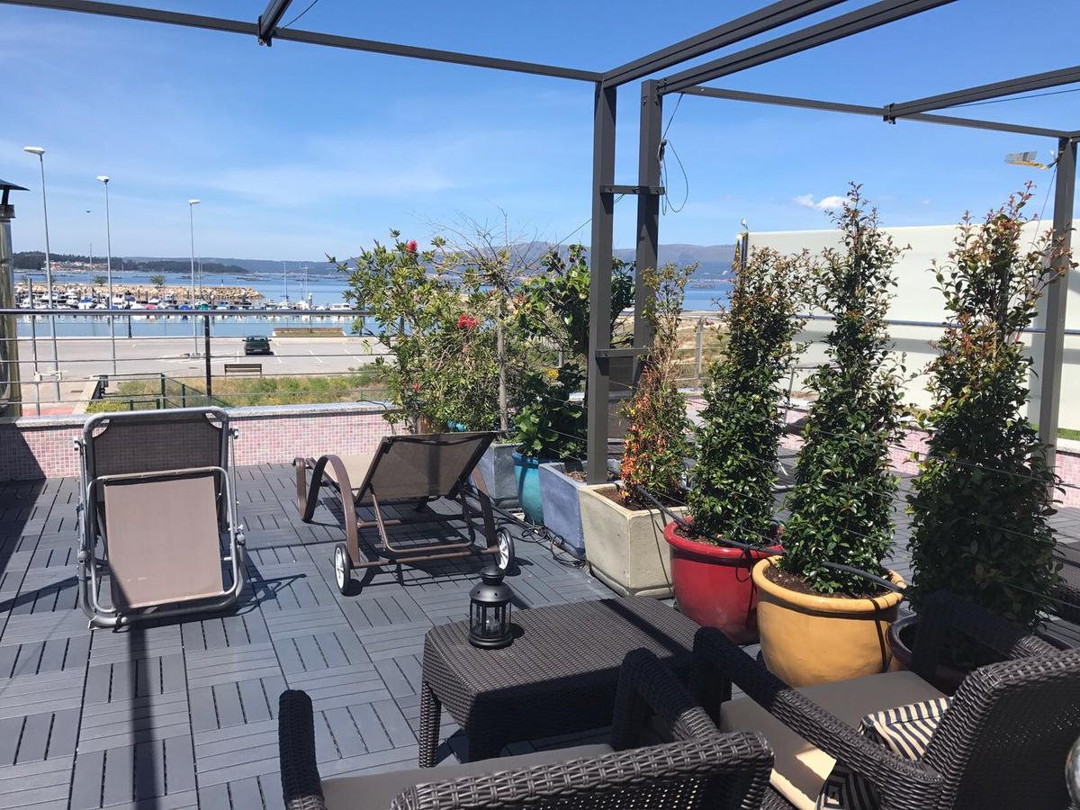Apartamentos Puerto Basella Вильянуэва-де-Ароса Экстерьер фото