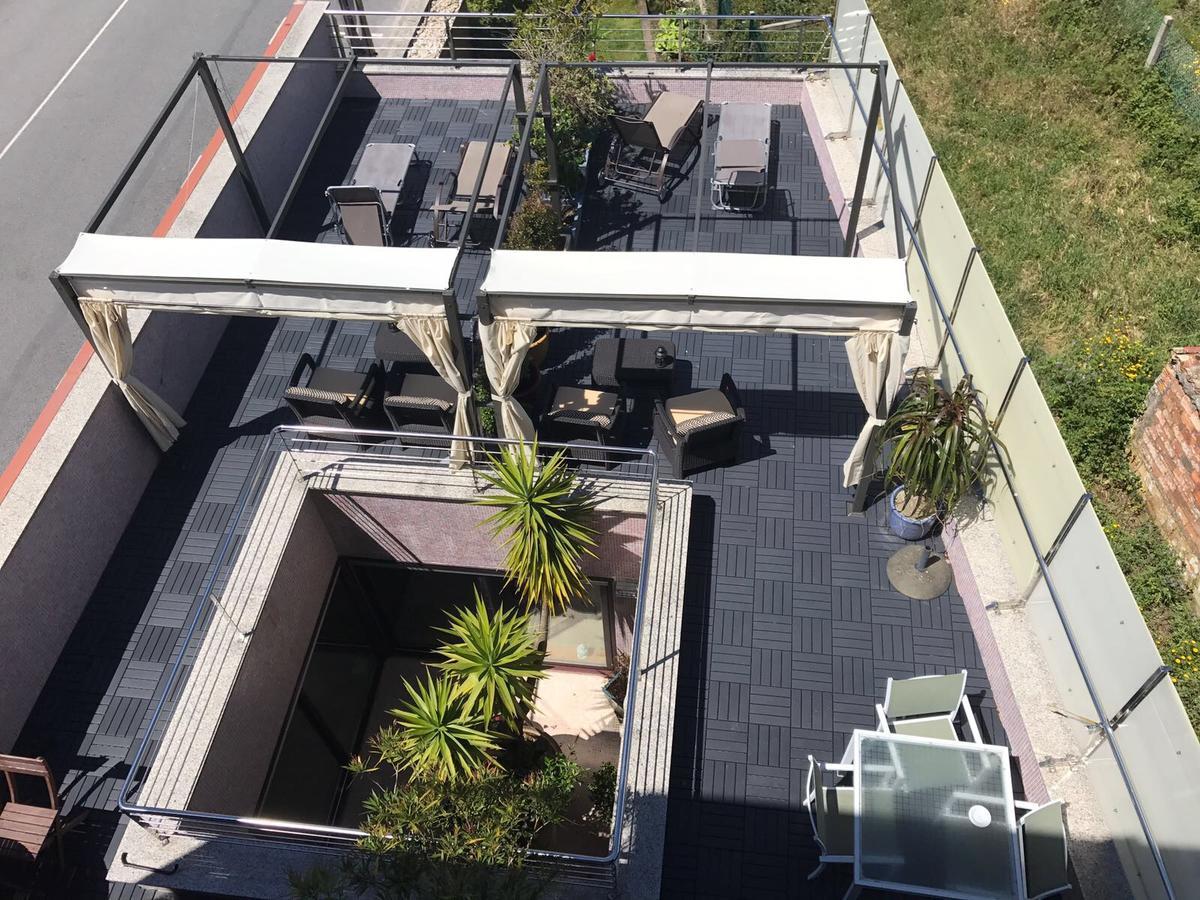 Apartamentos Puerto Basella Вильянуэва-де-Ароса Экстерьер фото