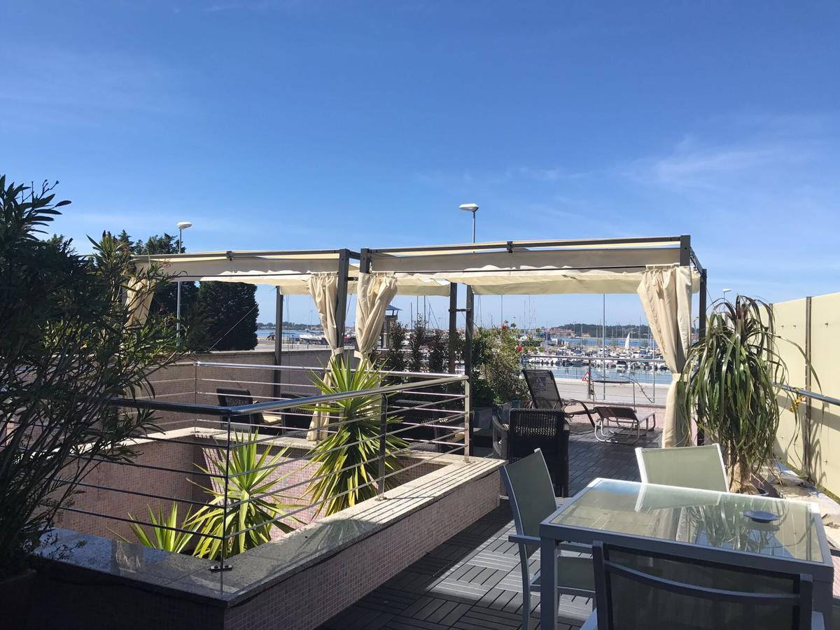 Apartamentos Puerto Basella Вильянуэва-де-Ароса Экстерьер фото