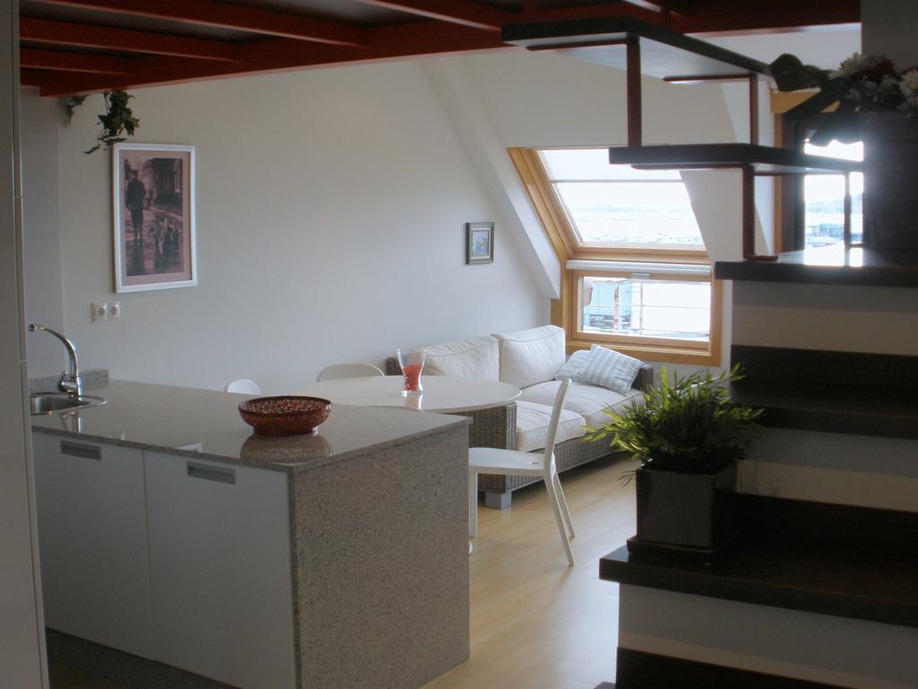 Apartamentos Puerto Basella Вильянуэва-де-Ароса Номер фото